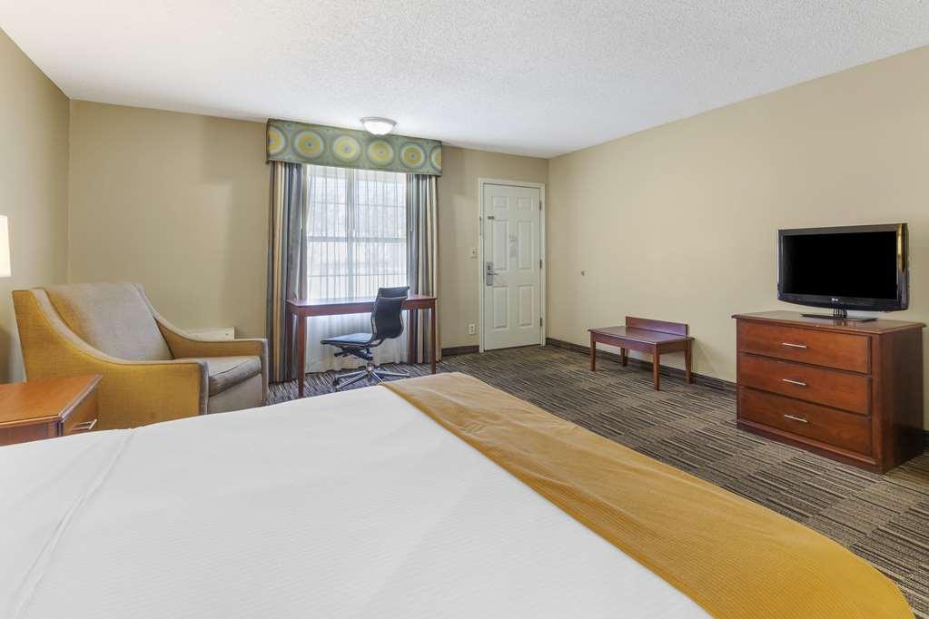 Best Western Sunday House Inn Kerrville Zimmer foto