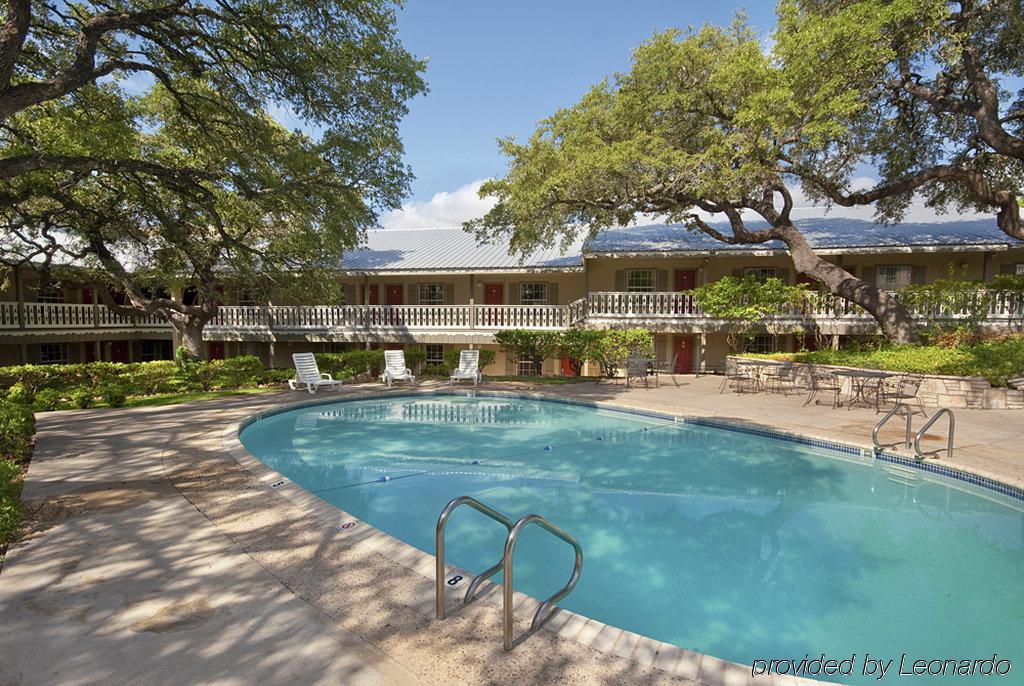 Best Western Sunday House Inn Kerrville Einrichtungen foto